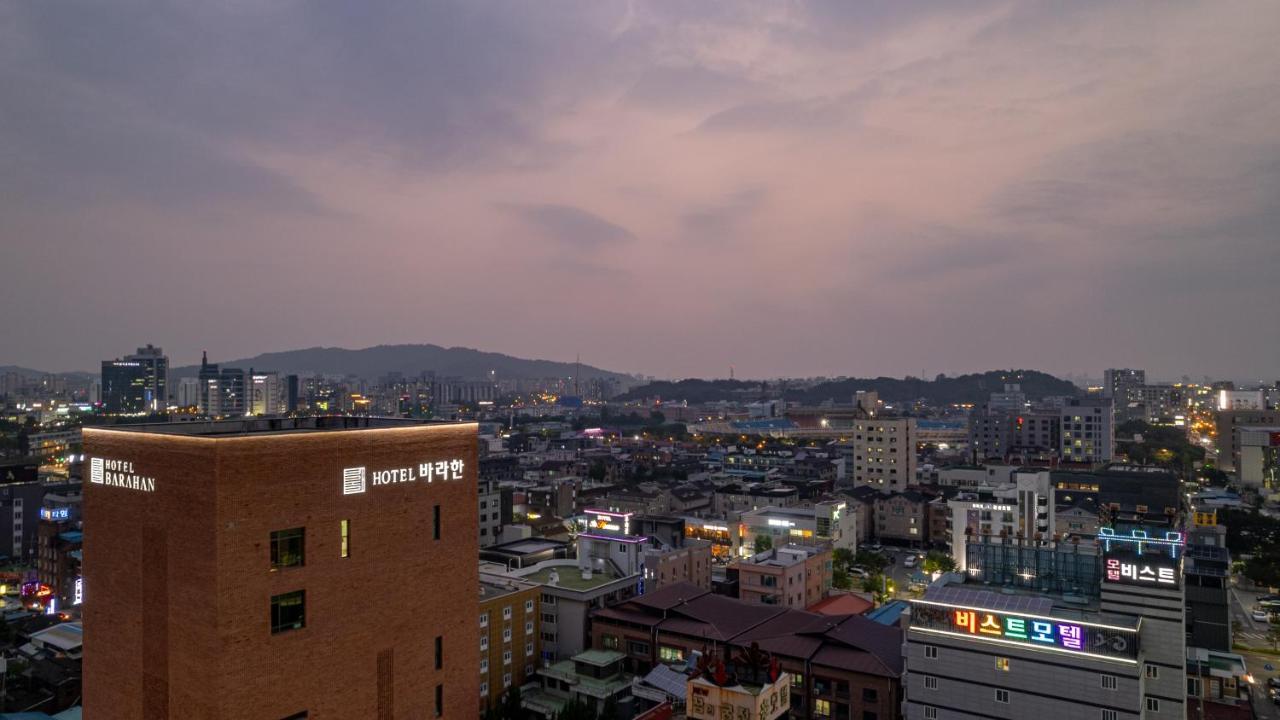 โรงแรมชอนจู บาราฮัน จอนจู ภายนอก รูปภาพ